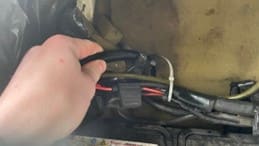 Durchführung Kabel im Fahrgastraum